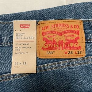 Levi ™ RELAXED FIT MEN'S JEANS 33 waist 32 length brand new